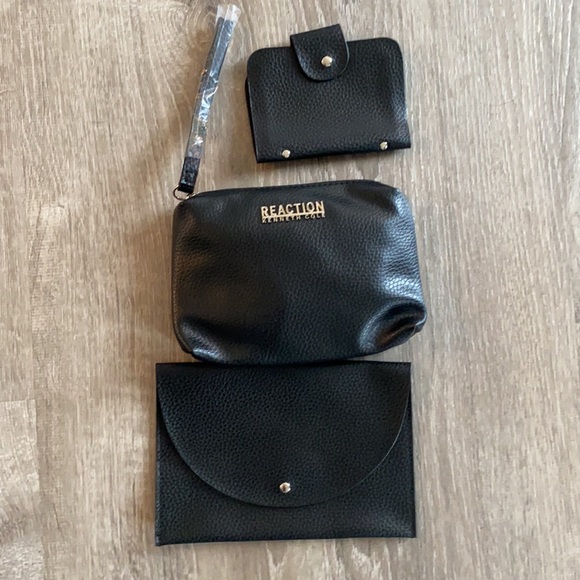 NWT Kenneth Cole Reaction black tote bag with makeup pouch, card holder & xtras - Picture 6 of 7